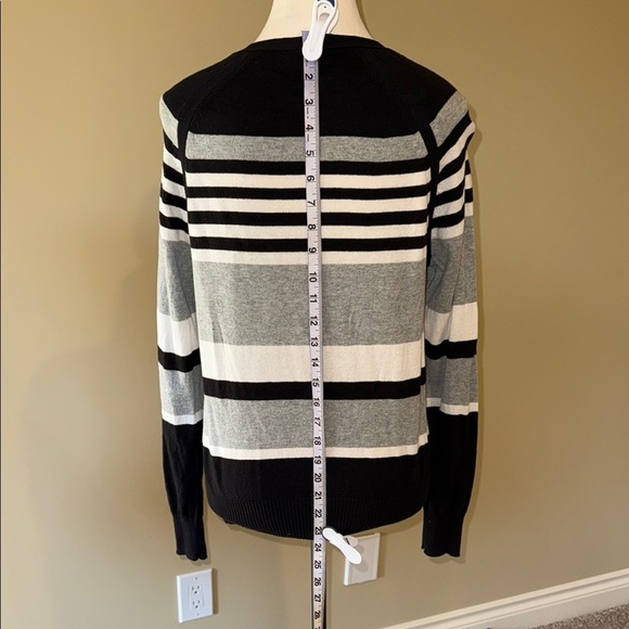 George Cardigan Cotton Black White Gray Sweater with V-Neck Women’s Size M - Picture 6 of 10
